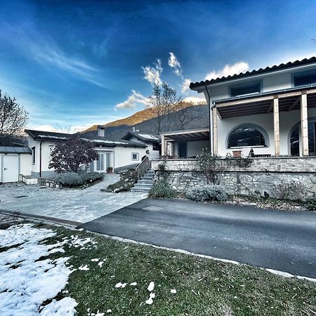 La Casina Di Oscar Ad Ao V Combe Vda Quart 0014 E 00I6 Lejlighed Eksteriør billede
