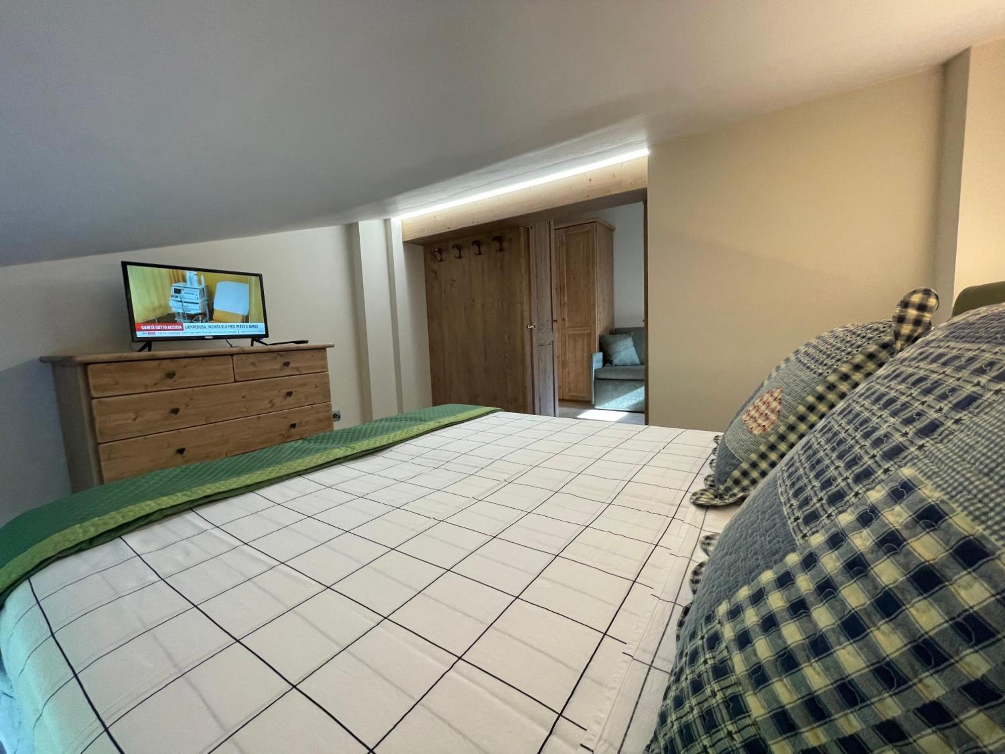 La Casina Di Oscar Ad Ao V Combe Vda Quart 0014 E 00I6 Lejlighed Eksteriør billede